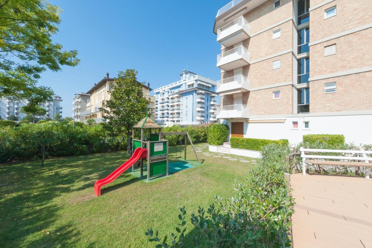 Residence Santa Fe Immobiliare Pacella 리도 디 예솔로 외부 사진